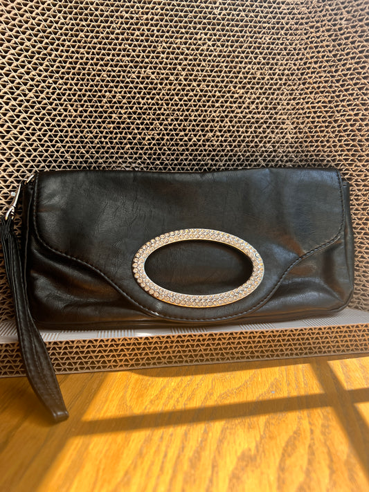 Schwarze Clutch mit Strasssteinen